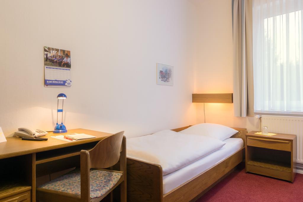 Cvjm Hotel Am Wollmarkt Braunschweig Szoba fotó