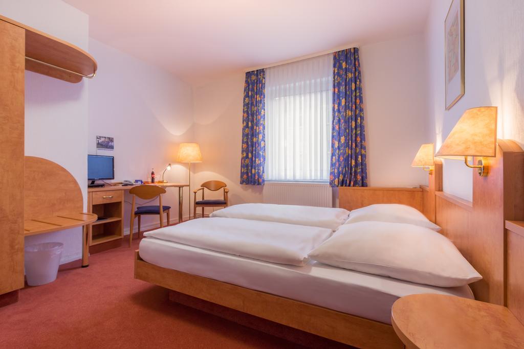 Cvjm Hotel Am Wollmarkt Braunschweig Szoba fotó